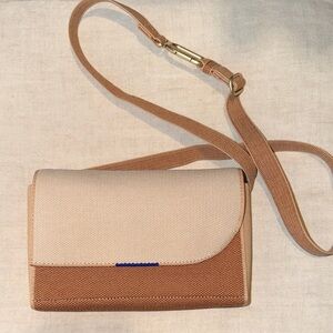 Rothy’s Belt Bag in Biscotti NWOT